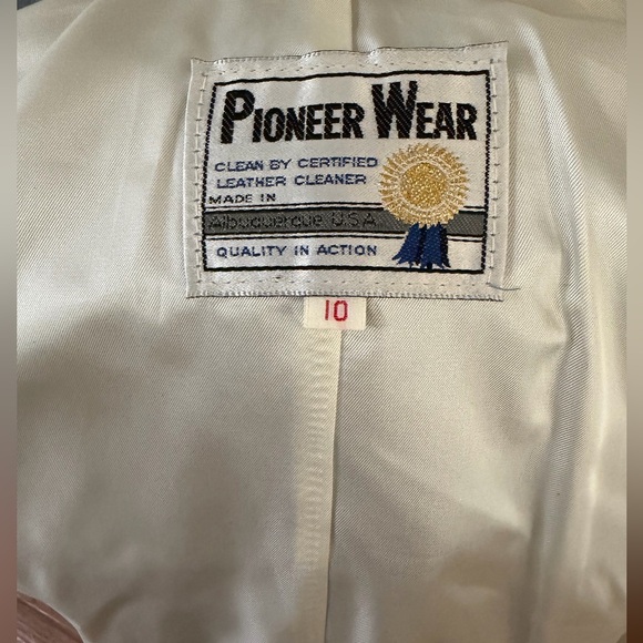 Gray Suede Button-Up Jacket - Picture 8 of 9